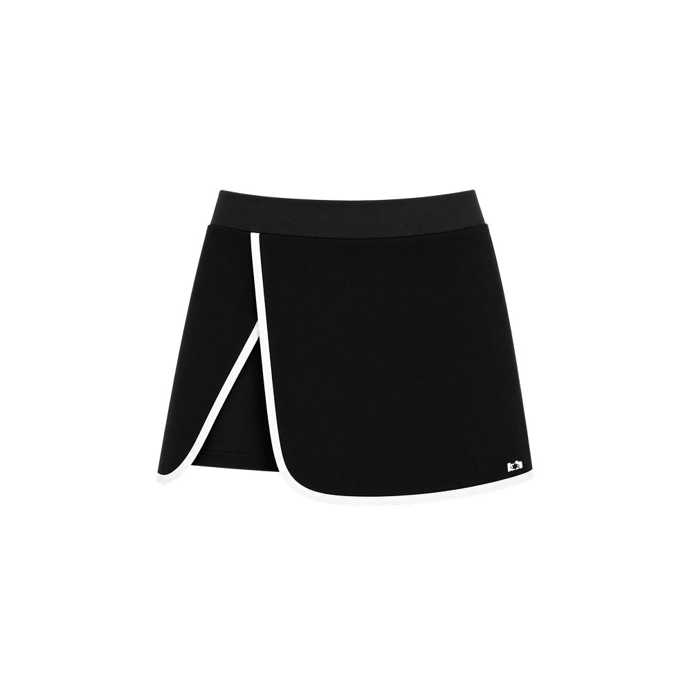 Sknny B*tch Sculpt Court Black Skort